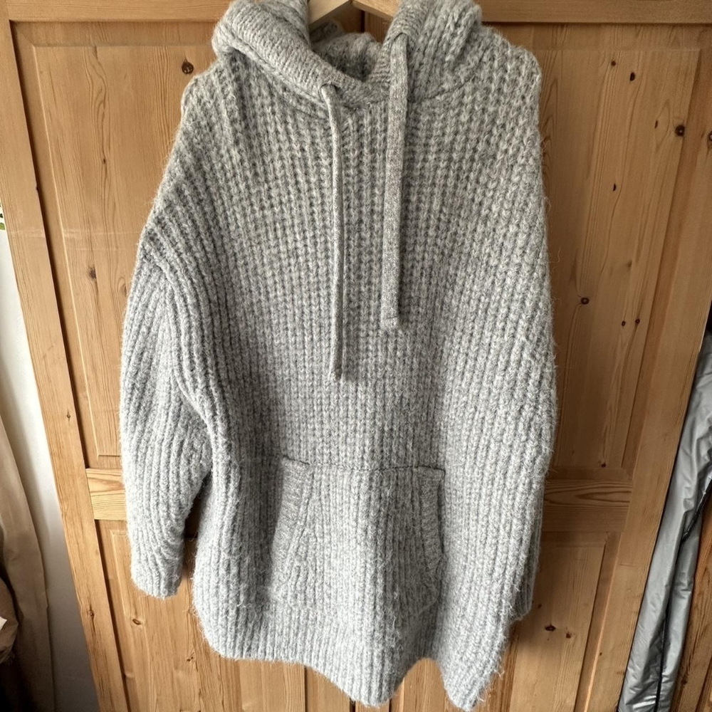 Zara Women's Grey Sweatshirt